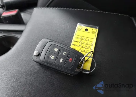 2015 Buick Regal Turbo/E-Assist Premium I z USA, uszkodzony, nr VIN 2G4GN5EXXF9263917